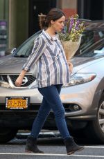 Pregnant ROSE BYRNE Out and About in New York 01/17/2016