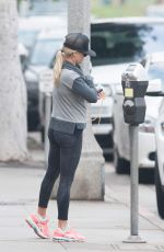 REESE WITHERSPOON Leaves a Yoga Class in Los Angeles 01/20/2016