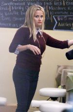 REESE WITHERSPOON Out for Coffee in Brentwood 01/06/2016