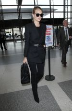 ROSIE HUNTINGTON-WHITELEY at Los Angeles International Airport 01/22/2016