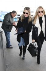 SARAH MICHELLE GELLAR at LAX Airport in Los Angeles 01/20/2016