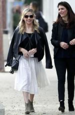 SARAH MICHELLE GELLAR Out and About in Brentwood 01/13/2016