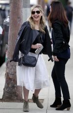 SARAH MICHELLE GELLAR Out and About in Brentwood 01/13/2016