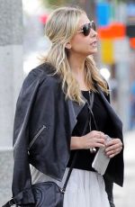 SARAH MICHELLE GELLAR Out and About in Brentwood 01/13/2016