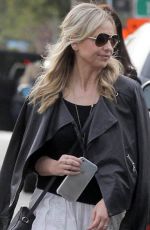 SARAH MICHELLE GELLAR Out and About in Brentwood 01/13/2016