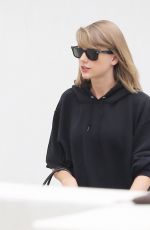 SELENA GOMEZ and TAYLOR SWIFT Leaves a Gym in Los Angeles 01/18/2016