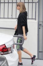 SELENA GOMEZ and TAYLOR SWIFT Leaves a Gym in Los Angeles 01/18/2016