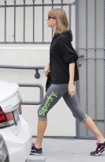 SELENA GOMEZ and TAYLOR SWIFT Leaves a Gym in Los Angeles 01/18/2016