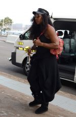 SERENA WILLIAMS Arrives at Sydney Domestic Airport 01/02/2016
