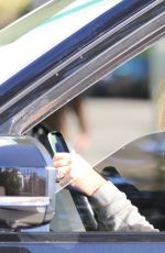 SOFIA VERGARA Out for Furniture Shopping on Robertson Blvd in Los Angeles 01/12/2016