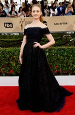 SOPHIE TURNER at Screen Actors Guild Awards 2016 in Los Angeles 01/30/2016