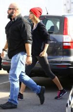 TAYLOR SWIFT Heading to a Gym in West Hollywood 01/02/2016