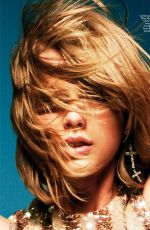 TAYLOR SWIFT in Elle Magazine, Quebec February 2016 Issue