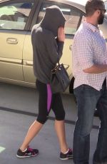 TAYLOR SWIFT in Leggings Leaves a Gym in Los Angeles 01/27/2016