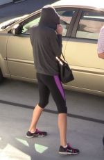 TAYLOR SWIFT in Leggings Leaves a Gym in Los Angeles 01/27/2016
