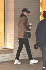 TAYLOR SWIFT Out for Coffee in Beverly Hills 01/22/2016