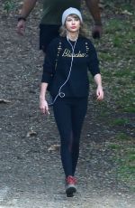 TAYLOR SWIFT Out Hiking in Los Angeles 12/30/2015