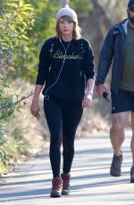 TAYLOR SWIFT Out Hiking in Los Angeles 12/30/2015