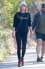 TAYLOR SWIFT Out Hiking in Los Angeles 12/30/2015
