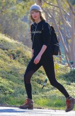 TAYLOR SWIFT Out Hiking in Los Angeles 12/30/2015