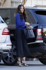 TERRI SEYMOUR Arrives at a Studio in Van Nuys 01/08/2016