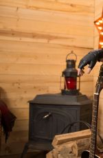 WWE - Cabin Fever Photoshoot