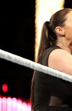 WWE - Raw Digitals 12/21/2015