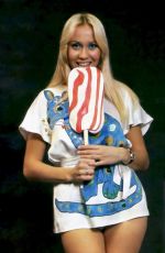 AGNETHA FALTSKOG (ABBA) - Lollipop 1970 Photoshoot
