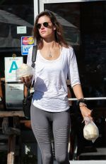 ALESSANDRA AMBROSIO Headong to Yoga Class in Santa Monica 02/05/2016