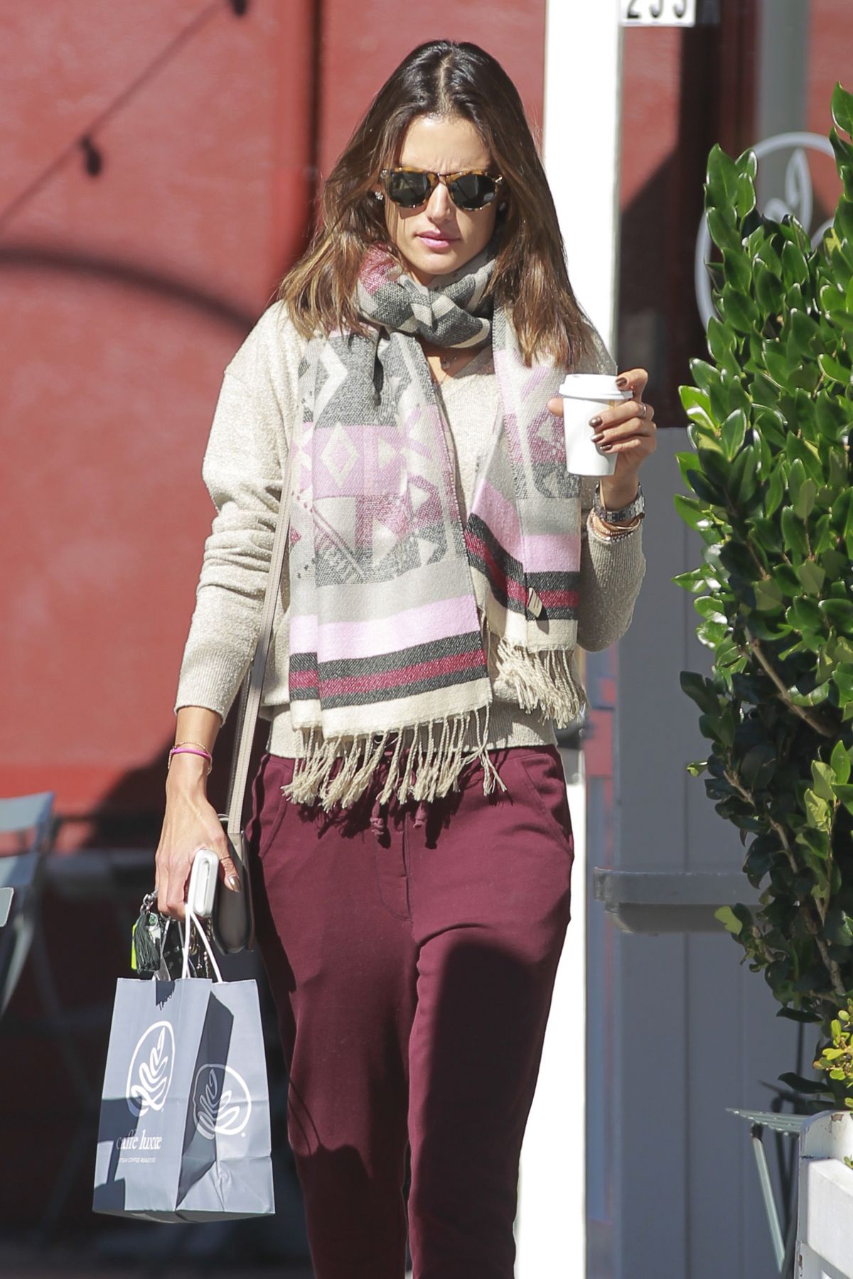 ALESSANDRA AMBROSIO Leaves Caffe Luxxe in Brentwood 02/02/2016 ALESSANDRA AMBROSIO Leaves Caffe Luxxe in Brentwood 02/02/2016