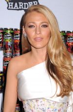 BLAKE LIVELY at Deadpool Premiere in New York 02/08/2016 [mq]