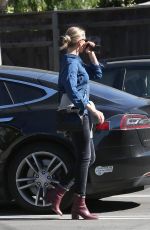 CAMERON DIAZ Out Shopping at Mart Collective in Venice 01/28/2016