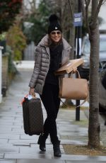 ELIZABETH HURLEY Leaves Her Home in London 01/29/2016