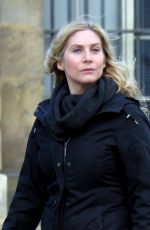 ELIZABETH MITCHELL Out at Tuileries Garden in Paris 02/03/2016