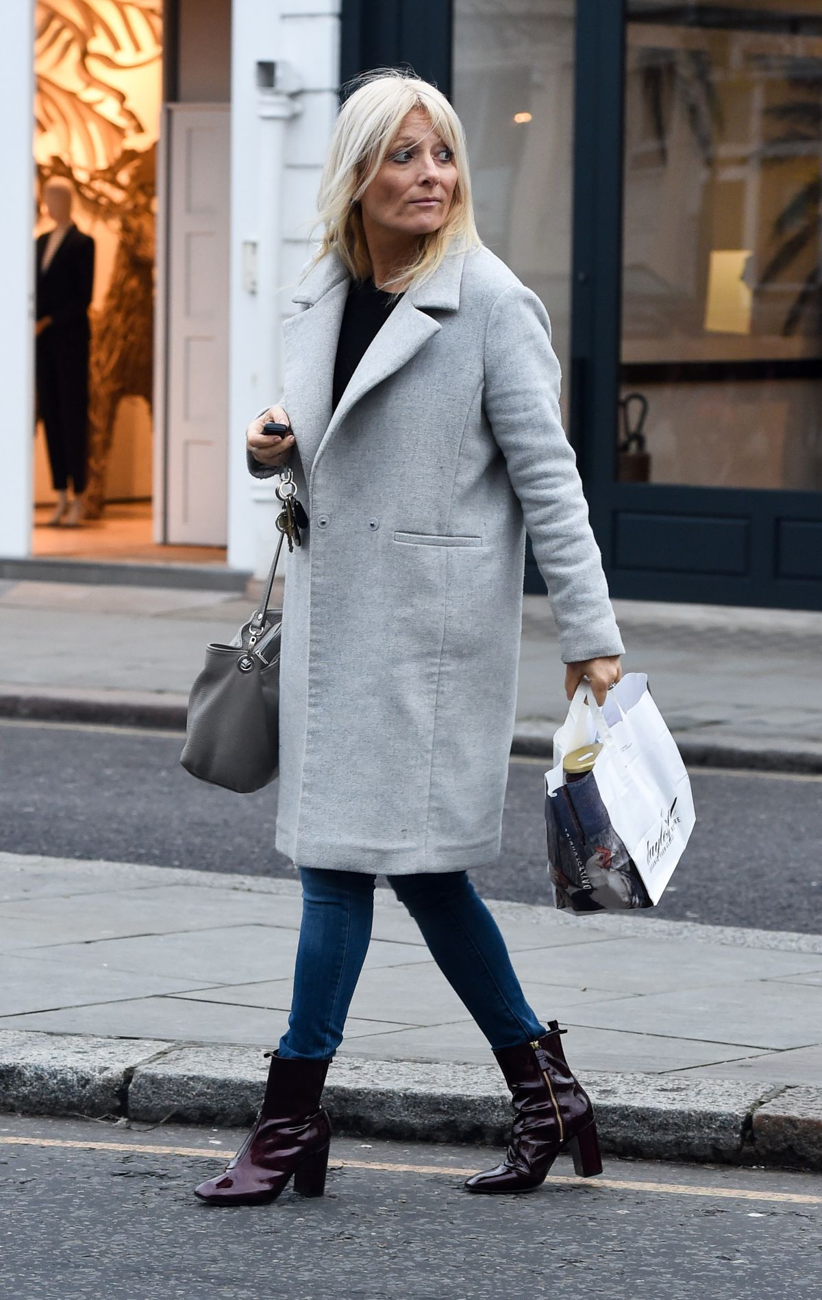 GABY ROSLIN Out Shopping in Notting Hill 01/25/2016 – HawtCelebs
