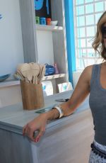 GIADA DE LAURENTIIS at 2016 Food Network & Cooking Channel South Beach Wine & Food Festival in Miami Beach 02/27/2016