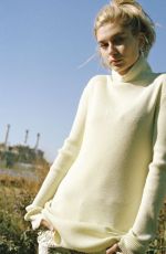 HIALEY BALDWIN in Vogue Magazine, Korea February 2016 Issue