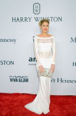 HOFIT GOLAN at 2016 amfar New York Gala 02/10/2016