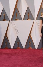JENNIFER GARNER at 88th Annual Academy Awards in Hollywood 02/28/2016