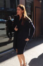 JENNIFER GARNER Out and About in New York 02/02/2016