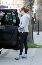 JENNIFER GARNER Out in Los Angeles 02/25/2016