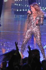 JENNIFER LOPEZ Performs at The Axis at Planet Hollywood Resort & Casino 01/27/2016