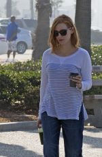 JESSICA CHASTAIN Out and About in Santa Monica 02/27/2016