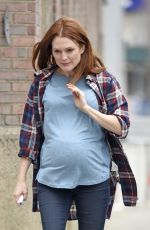 JULIANNE MOORE on the Set of Inside Amy Schumer in New York 02/04/2016