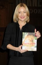 KATE HUDSON at 