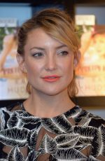 KATE HUDSON Signs Her Pretty Happy: Healthy Ways to Love Your Body Book 02/19/2016