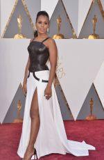 KERRY WASHINGTON at 88th Annual Academy Awards in Hollywood 02/28/2016