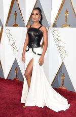KERRY WASHINGTON at 88th Annual Academy Awards in Hollywood 02/28/2016