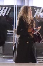 KHLOE KARDASHIAN Leaves Waldorf Hotel in New York 02/11/2016