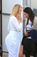 KHLOE KARDASHIAN Out and About in Los Angeles 02/22/2016